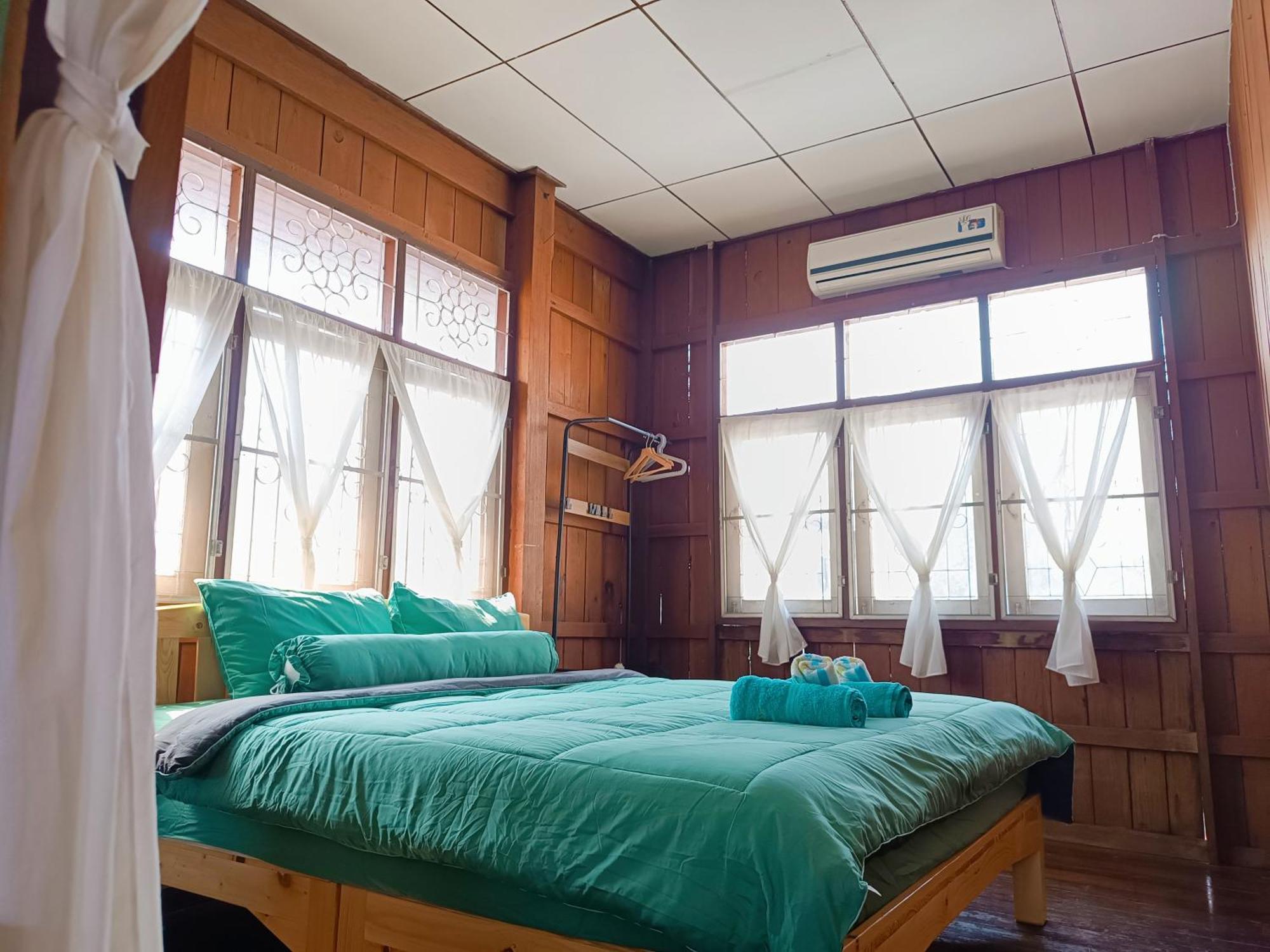Pai Baan Homestay ปายบ้าน โฮมสเตย์ ถนนคนเดินปาย Exterior foto
